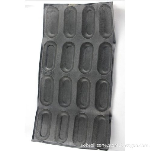 Silicone bread form